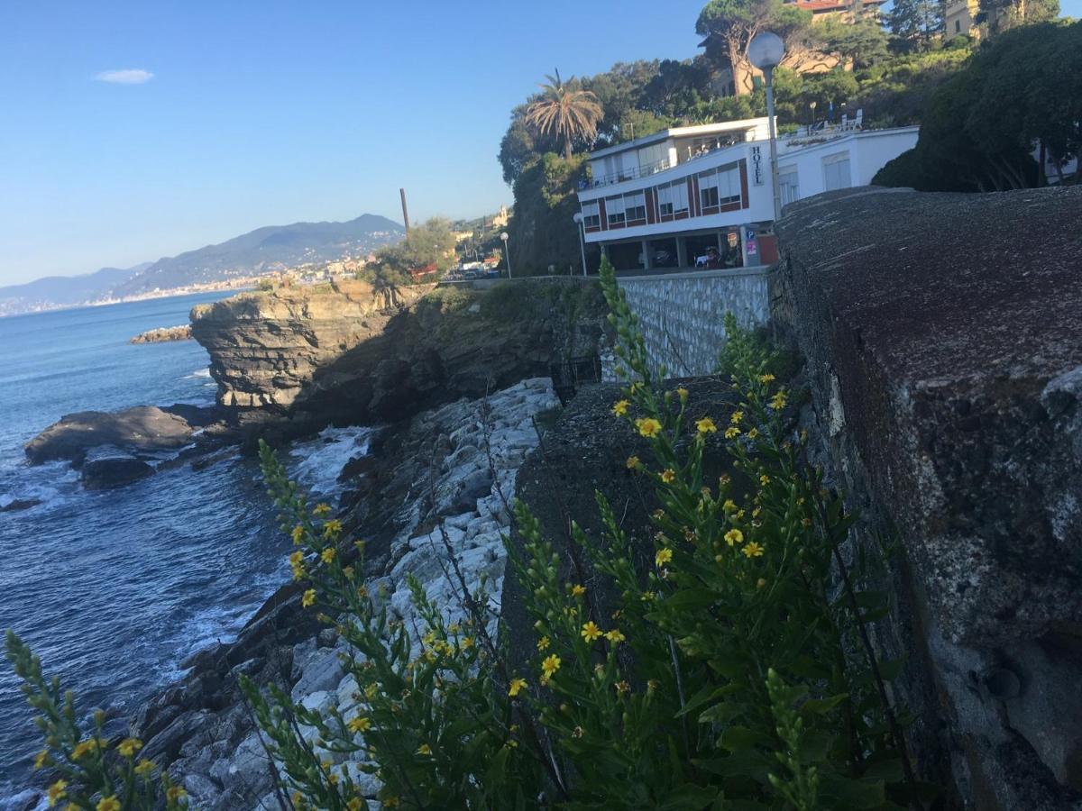 Hotel La Scogliera Cavi di Lavagna Bagian luar foto